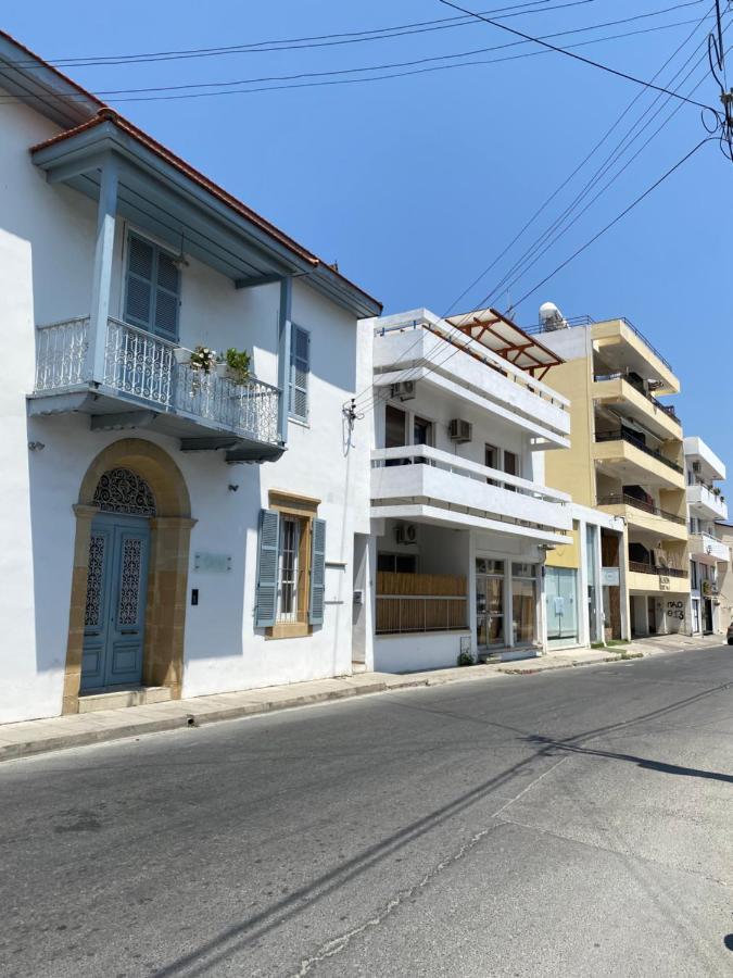 Past Or Tail Rooms Larnaca Eksteriør billede